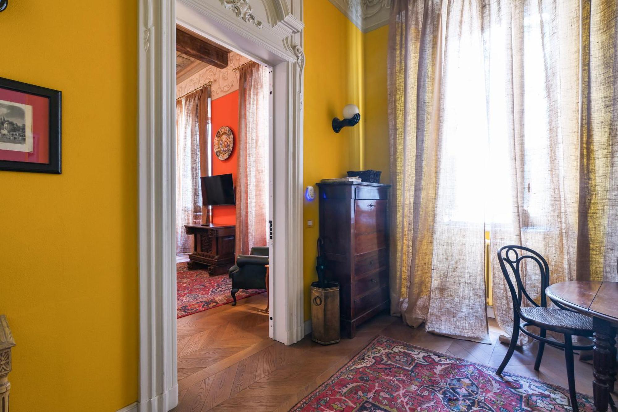 Prestige Boutique Aparthotel - Montenapoleone Мілан Екстер'єр фото
